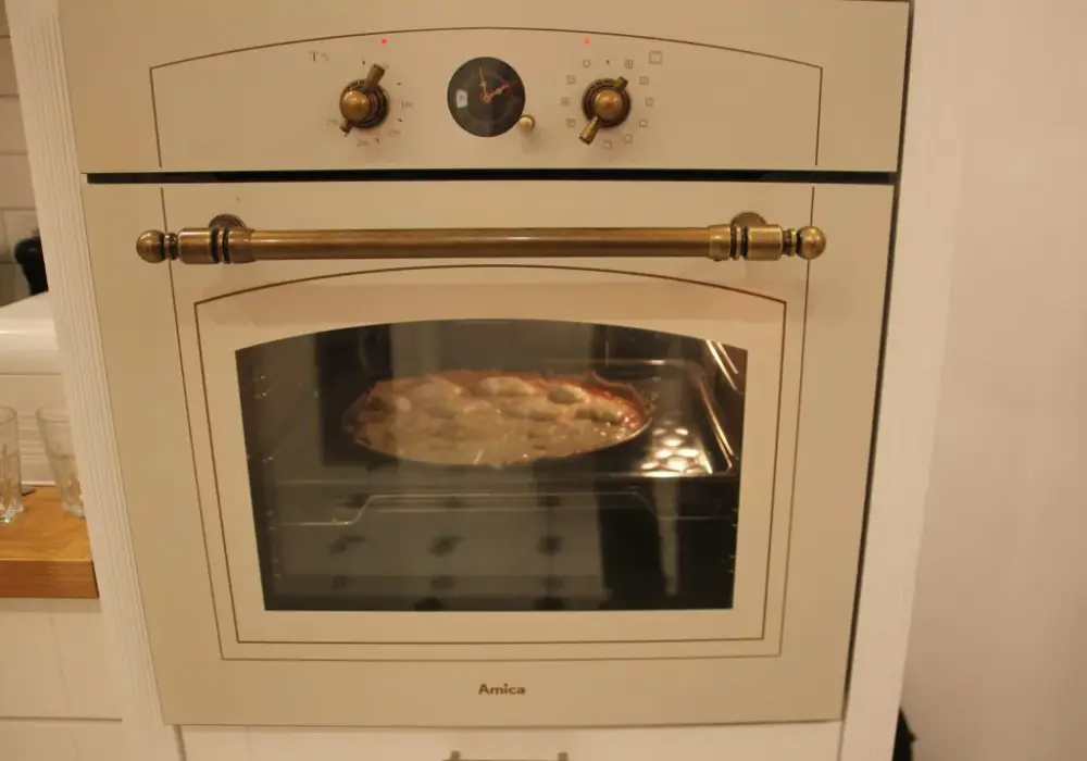 Piekarnik Amica czy Electrolux - który model naprawdę się opłaca?