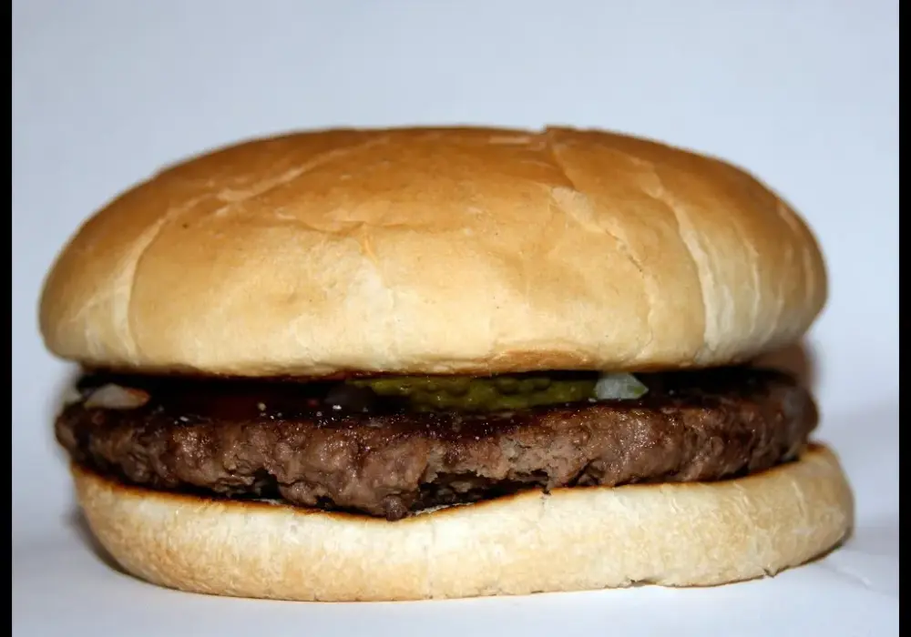 Jak zrobić hamburgery z McDonald's w domu i zaskocz bliskich smakiem