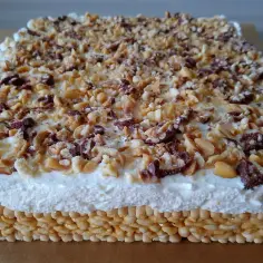 Ciasto z preparowanym ryżem: Sekrety deseru bez pieczenia
